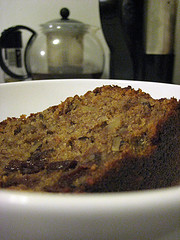 banana-bread-slice-closeup.jpg